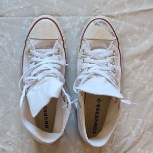 White Converse All Star High Tops Size 7.5/9.5